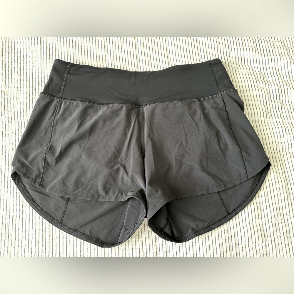 Lululemon Speed Up Mid-Rise Lined Short 4"